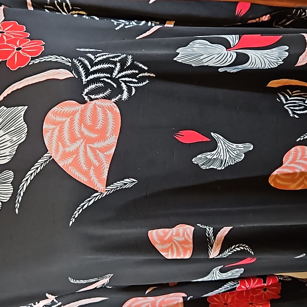 ARIANNA DRESS L/XL BY HOWARD'S FLORAL RED PINK BLACK WHITE SIDE POCKETS - Picture 3 of 10